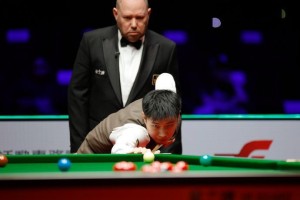 小金体育官方入口-历史首次！赵心童、周跃龙惊险晋级，国手包揽斯诺克世界大奖赛4强